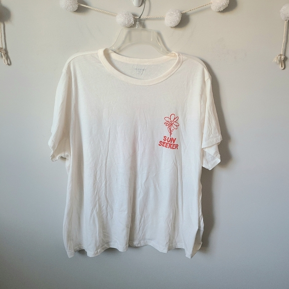 Old Navy Cream Graphic Floral Tee Shirt Size XXL - Picture 1 of 8